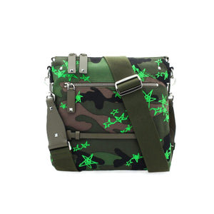  VALENTINO GARAVANI® - Sac messager à imprimé Hommes - Camouflage et vert