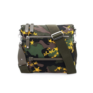 VALENTINO GARAVANI® - Sac messager à imprimé Hommes - Camouflage et jaune